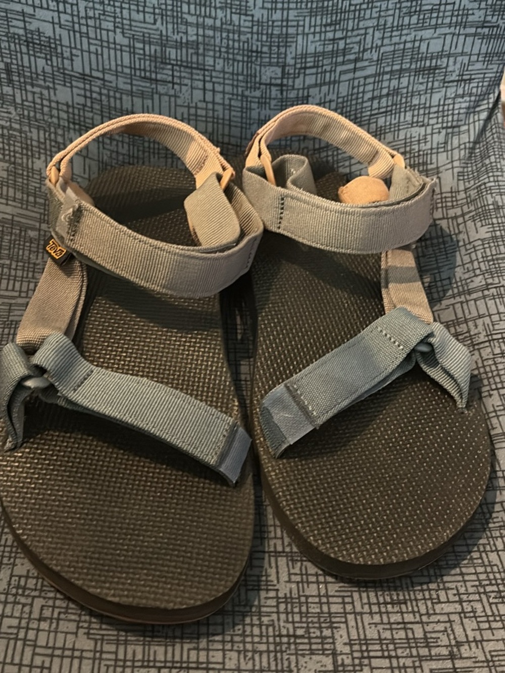Teva Mens Adjustable Strappy Sandals in Light Gray/Blue